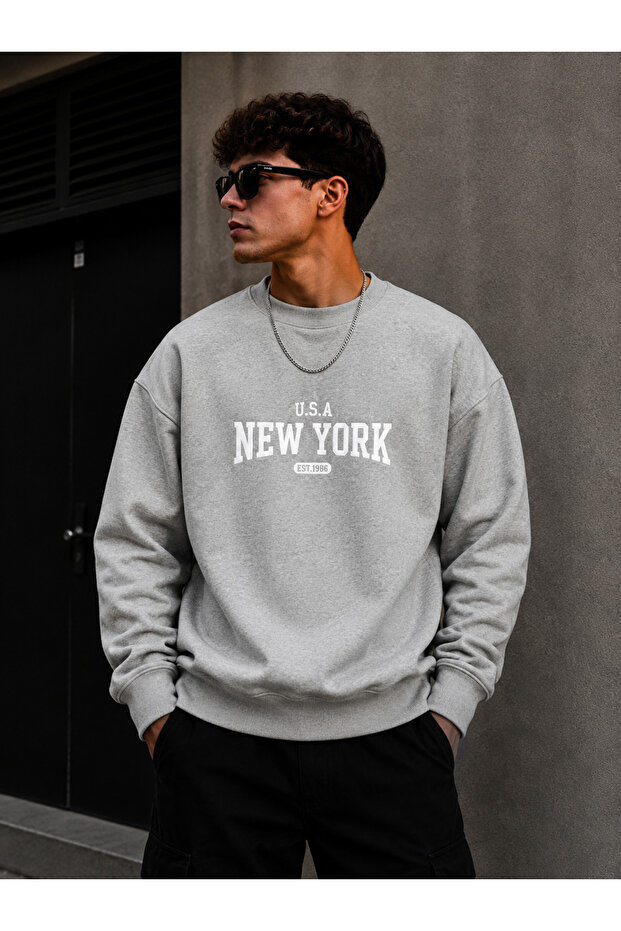 Unisex New York Est. 1986 Printed Crew Neck Sweatshirt
