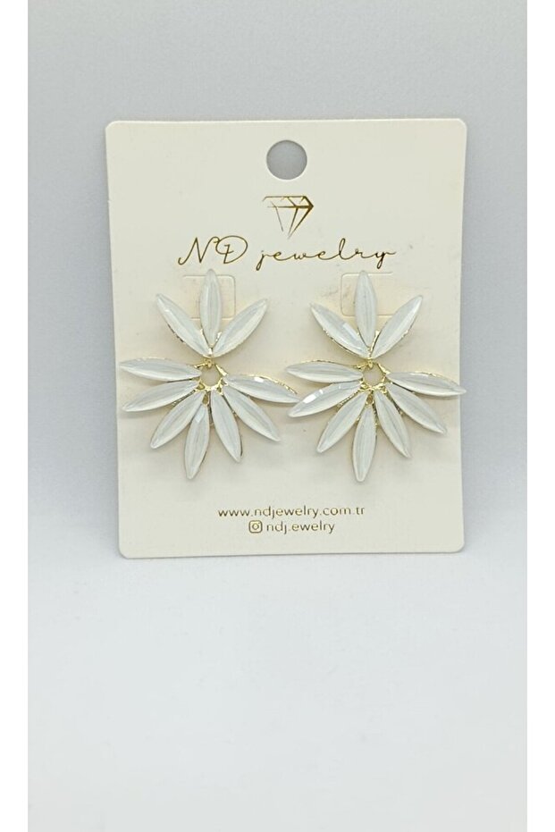 Pearl Bloom Earrings