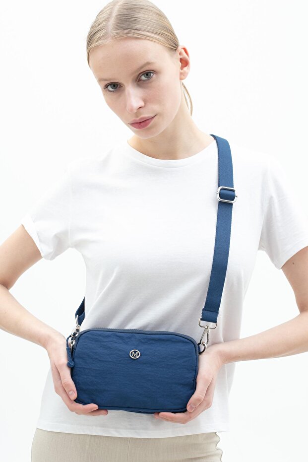 Byn2513 Women's Imported Mcx-Line 3-Compartment Small Size Daily Bag
