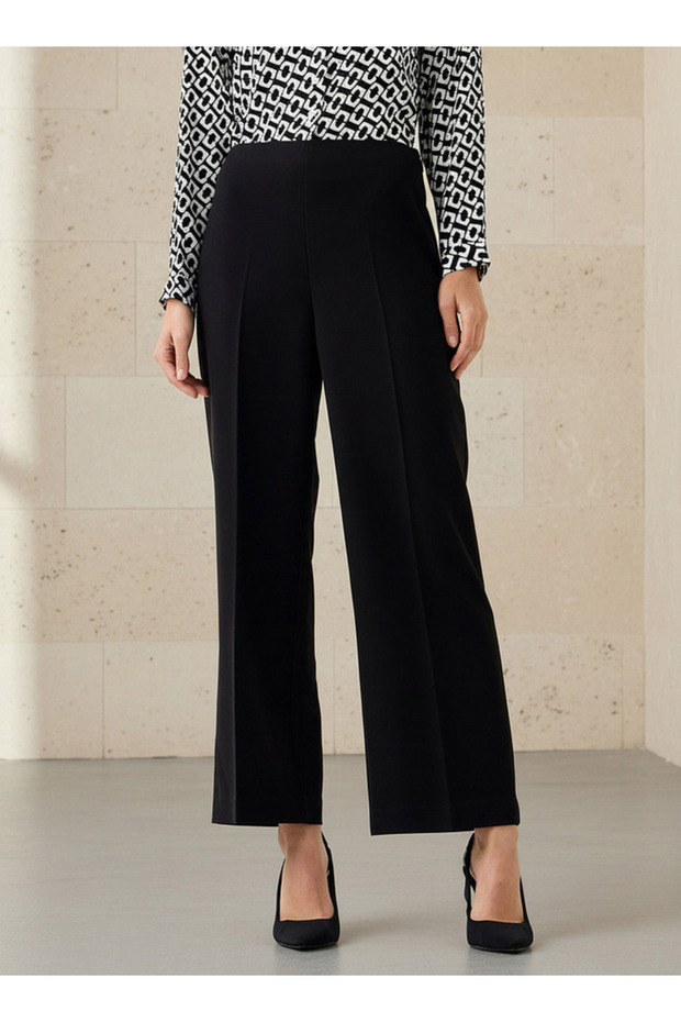 STRAIGHT LEG PANTS