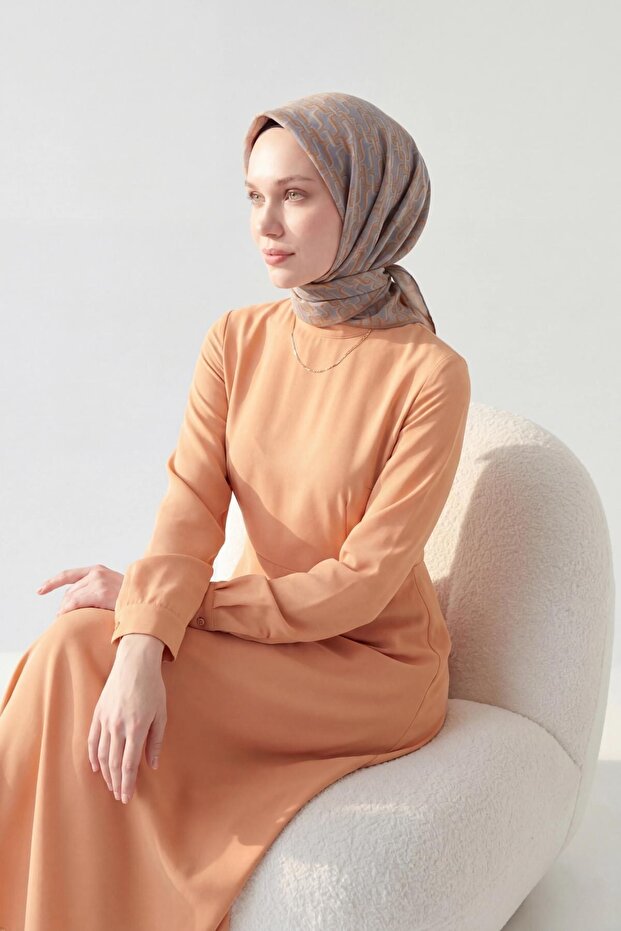 وشاح ناعم بنمط سلسلة رمادي 90x90