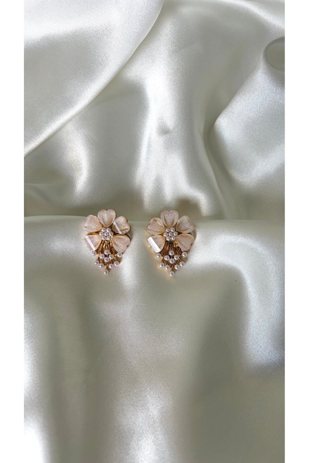 Women's Gold Detailed Pearl and Glitter Flower Earrings