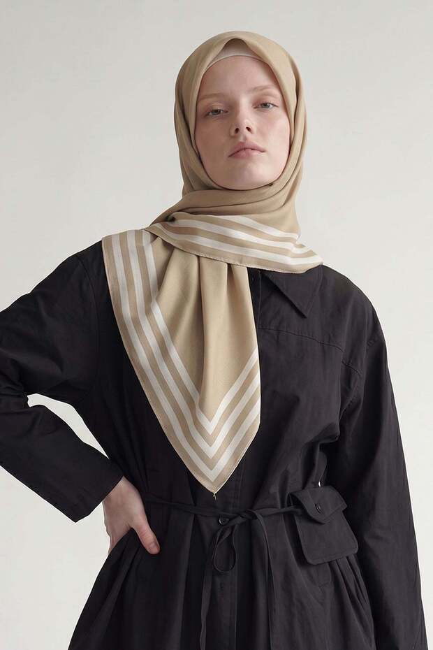 Oil Green Three Line Detailed Twill Silk Scarf