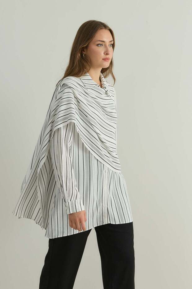 Shawl detailed flowy shirt