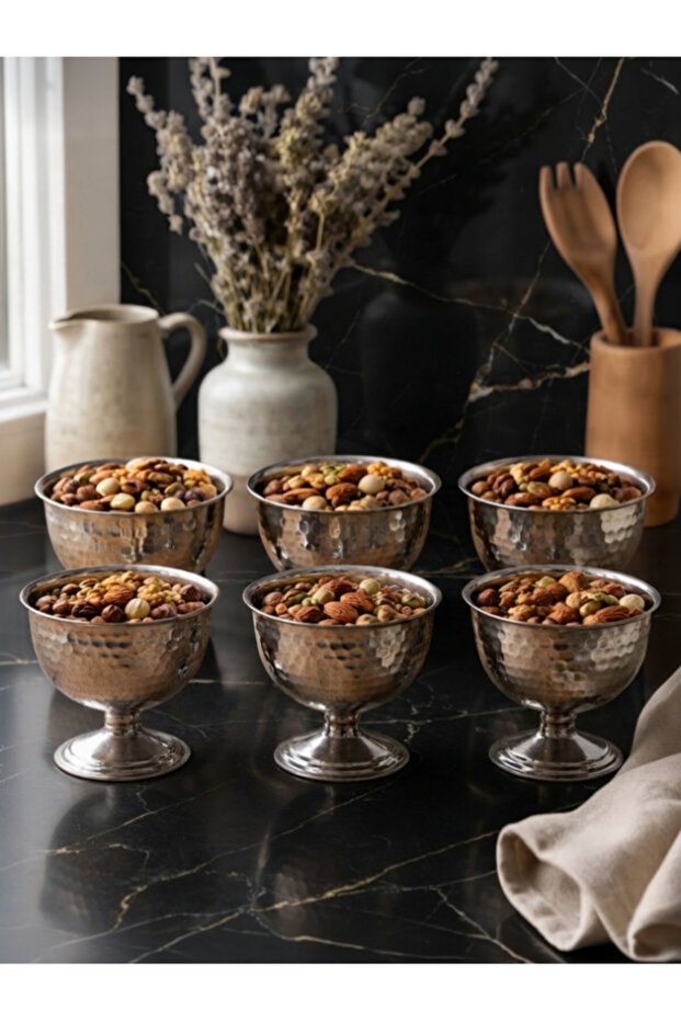 6 Pieces of Snack Bowl & Turkish Delight Bowl with Tattoo-Patterned Silver Metal Legs and Presentation Bowl