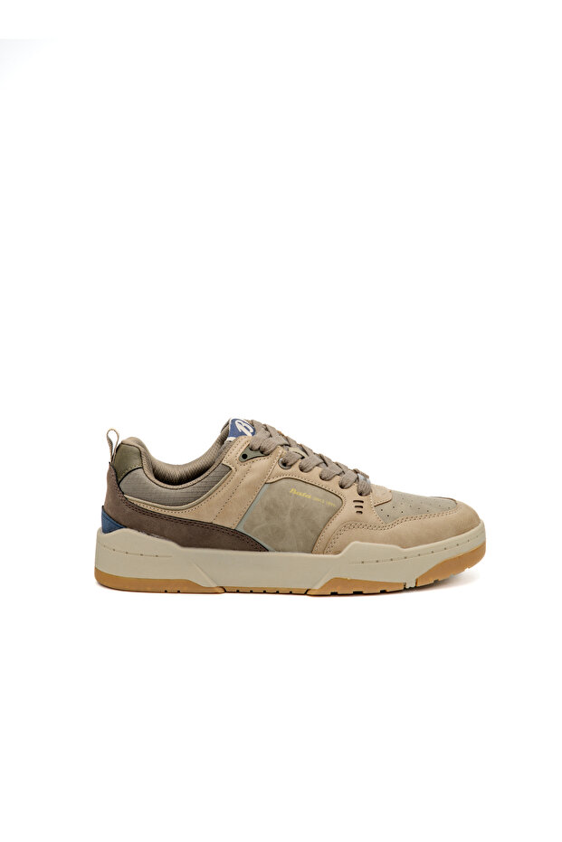 Classic Everyday Sneaker