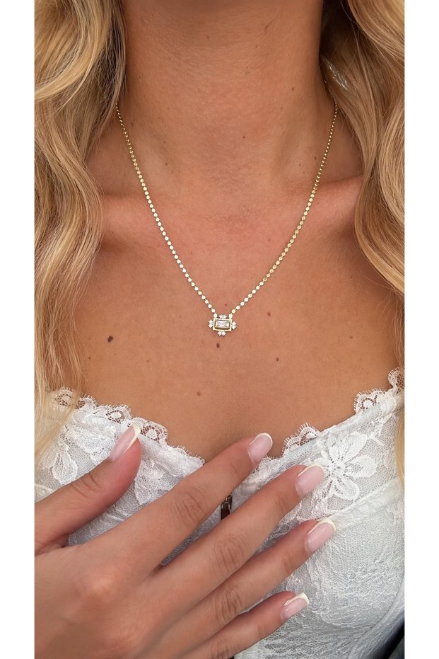 White Zircon Stone Detailed Premium Dorika Chain Stainless Steel Necklace 40+5 cm