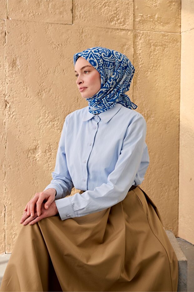 وشاح قطني ناعم رفيع من ساكس-بيبي بنمط أزرق-أبيض قابل للتنفس مع حزام للرقبة مقاس 90x90