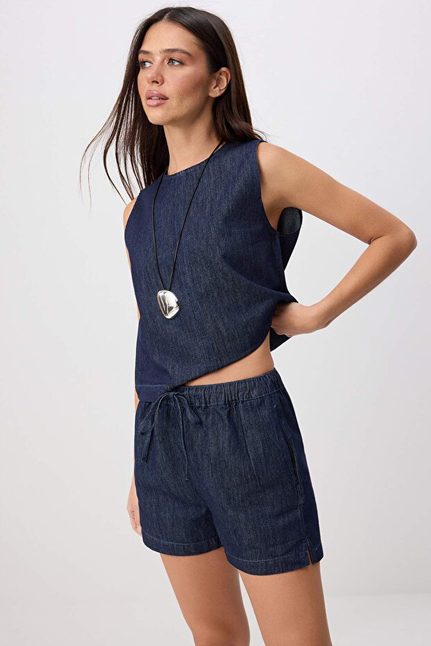 Trendyolmilla  Koyu Mavi Dökümlü Bluz Şort Denim Alt - Üst Takım TWOSS26AU00195 - Görsel 3