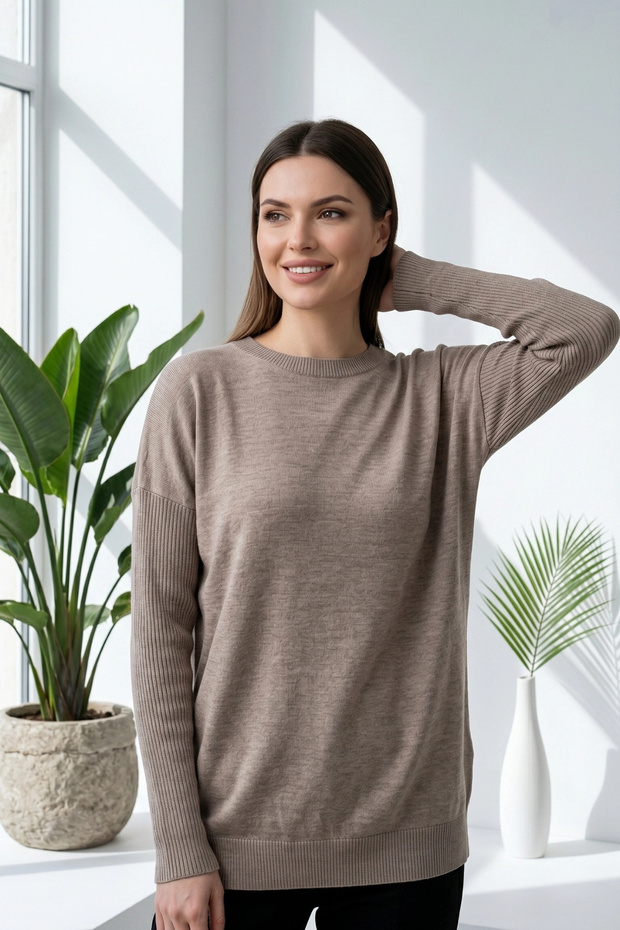 Women's milk coffee crew neck side pocket lycra soft textured thin knit sweater