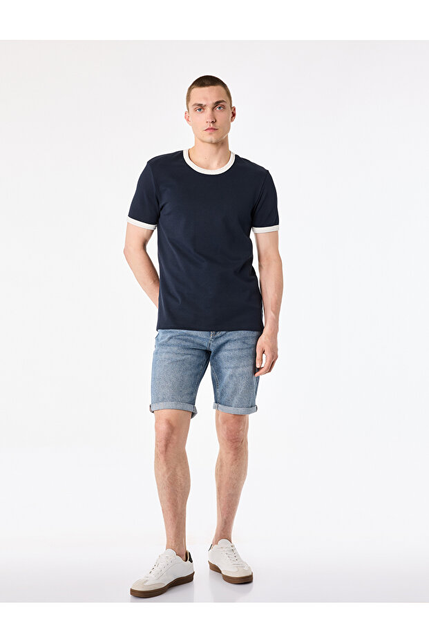 Cotton Regular Waist Pocket Slim Fit Jean Shorts