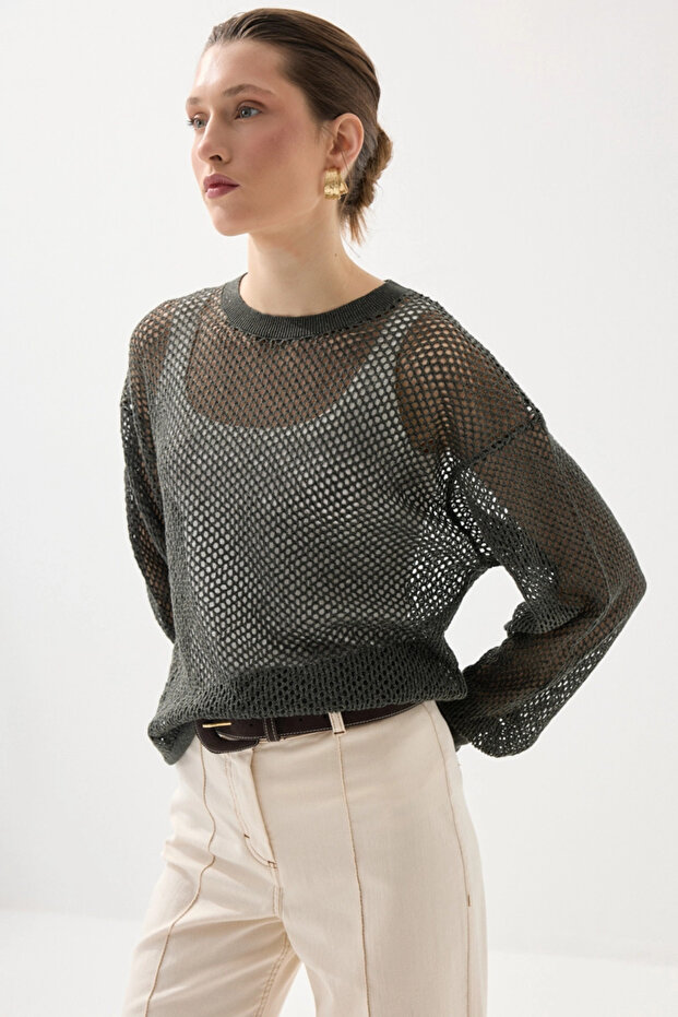 بلوزة تريكو فيسكوز مخرمة - أخضر