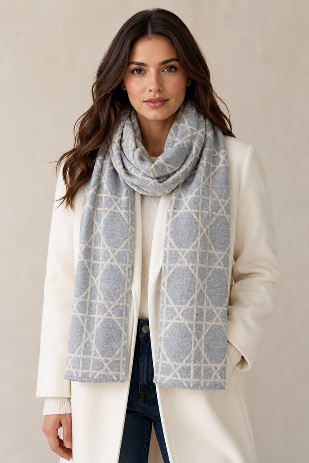 Cannage Patterned Knitwear Scarf