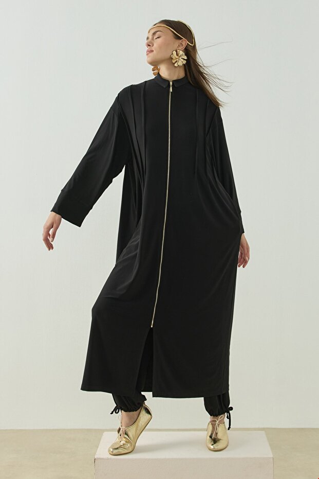Sable Ferace Black