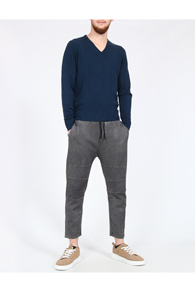 Pantaloni, Gri