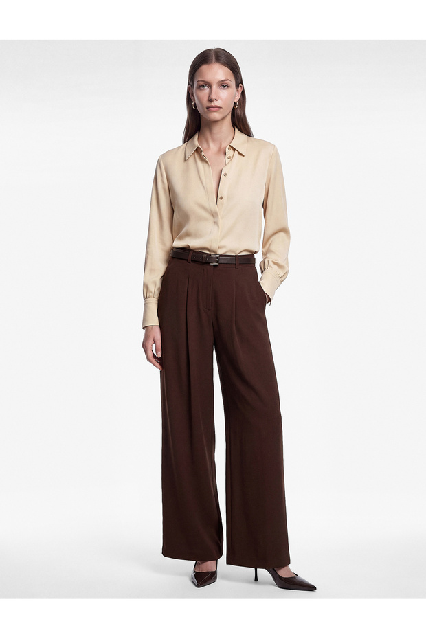 Crepe Fabric Buttoned Classic Collar Long Sleeve Shirt