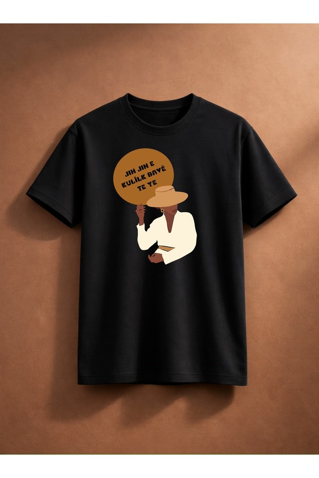 Jin Jin and T-Shirt