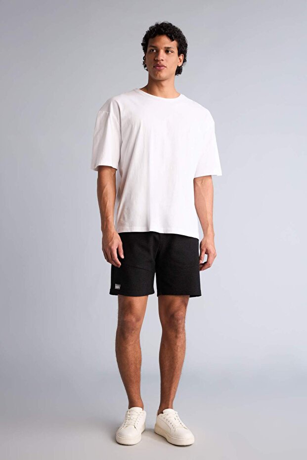 Slim Fit Skinny Leg Shorts W7965Az25Sm