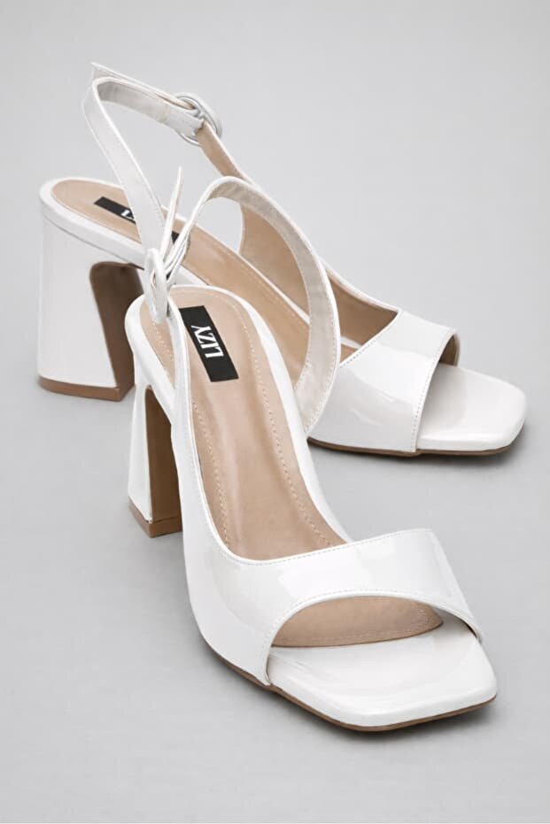 Women's White Patent Leather 9 Cm. Thick Heeled Ankle Buckle Sandals