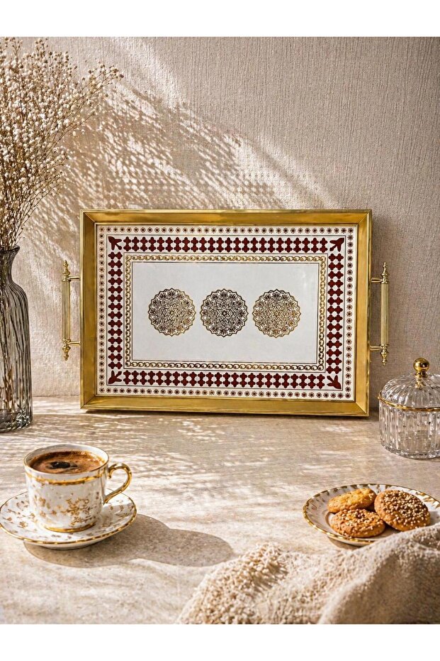 Luxury Presentation Tray with Gold Frame and Pattern 004