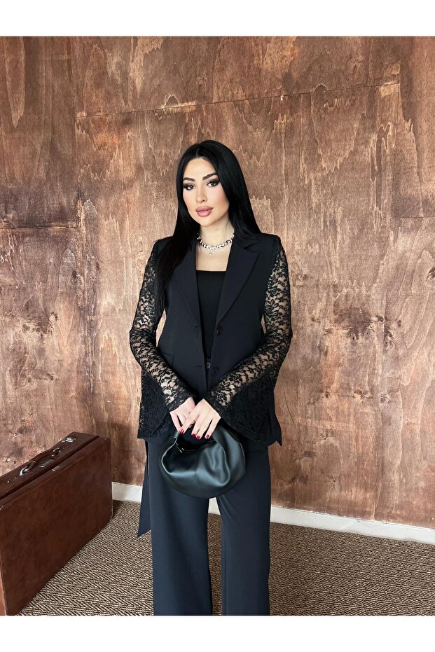 طقم سترة بأكمام دانتيل