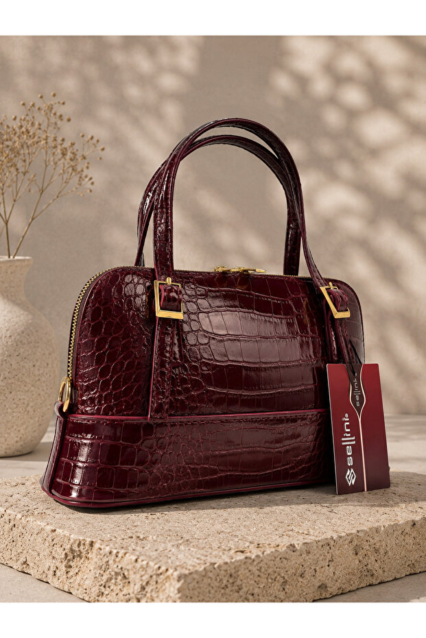 Elegant Burgundy Women's Shoulder and Hand Bag