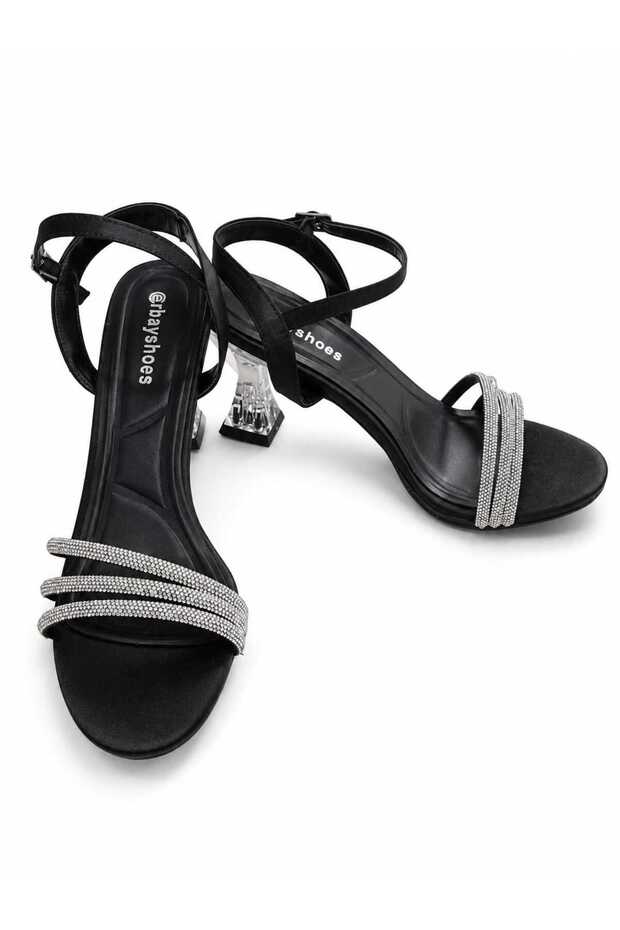 Zenne with Heels