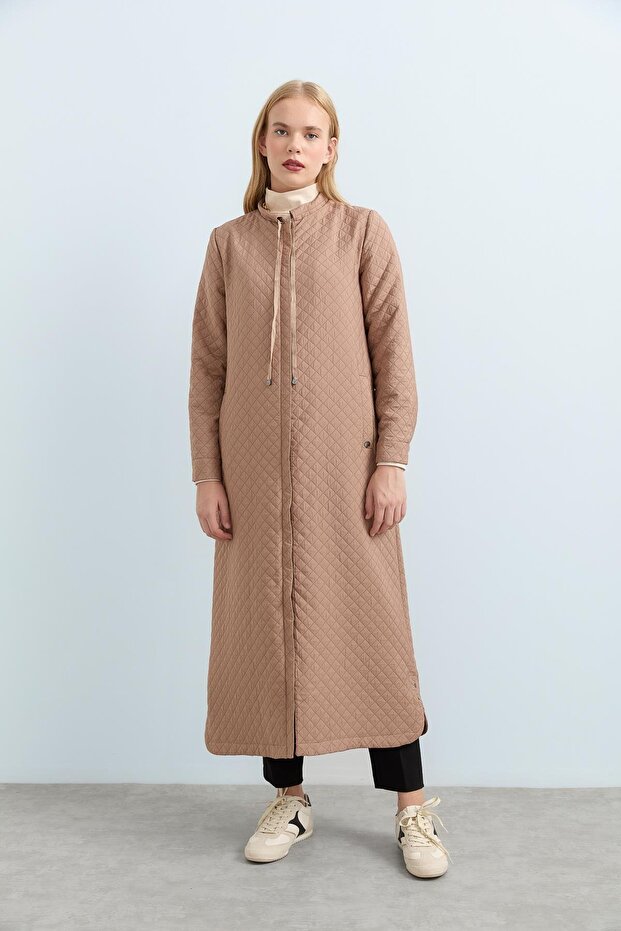 Thin Quilted Lace Detailed Overcoat - Mink