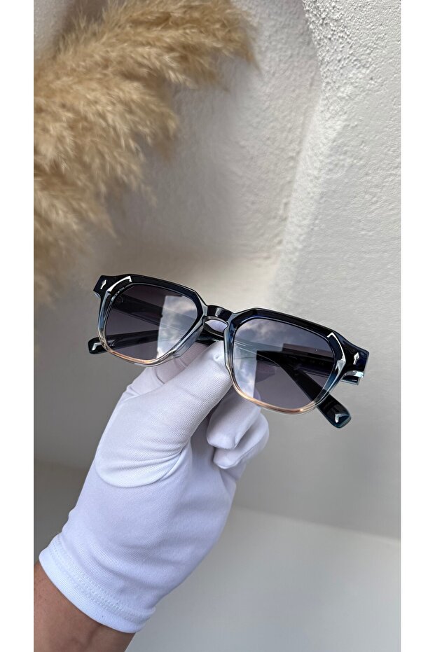 Lorvenis Black Gradient Sunglasses
