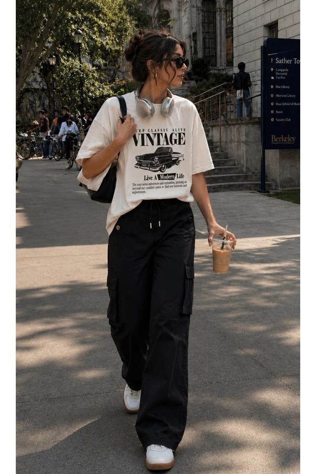 Oversized Unisex White Vintage Printed T-Shirt