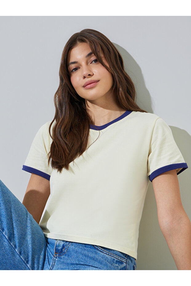 Cream Ringer T-Shirt with Round Neck
