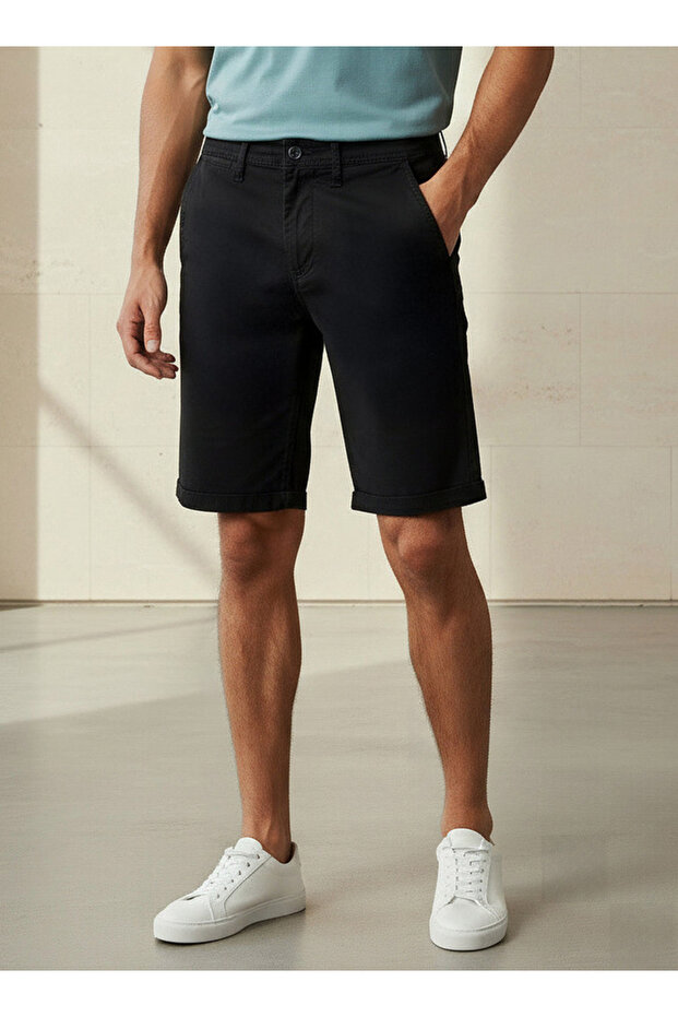 BASIC SHORTS