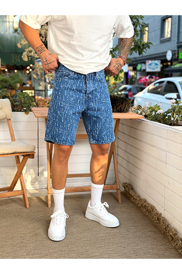 Cut-Out Laser Detailed Denim Shorts