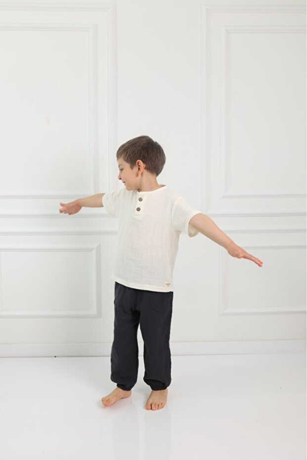 Children's Muslin Shalwar Trousers – Breathable, Naturally Textured, Casual Comfortable Bottom Wear