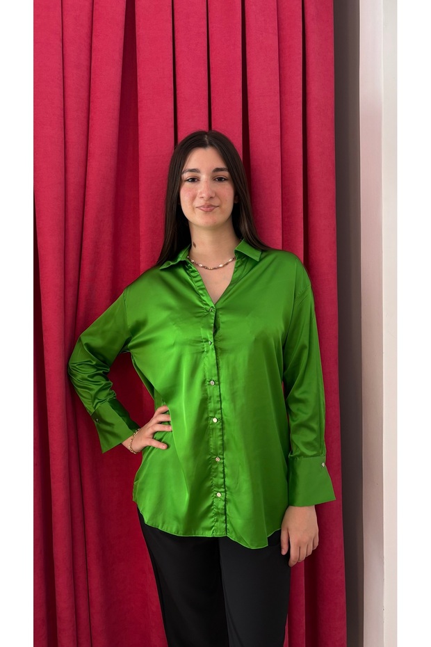 Saten gömlek