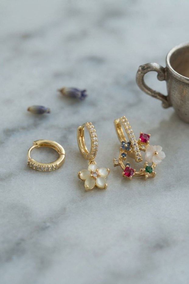 Set of 3 Gold Color Flower Model Earrings Tj-Bkp11964