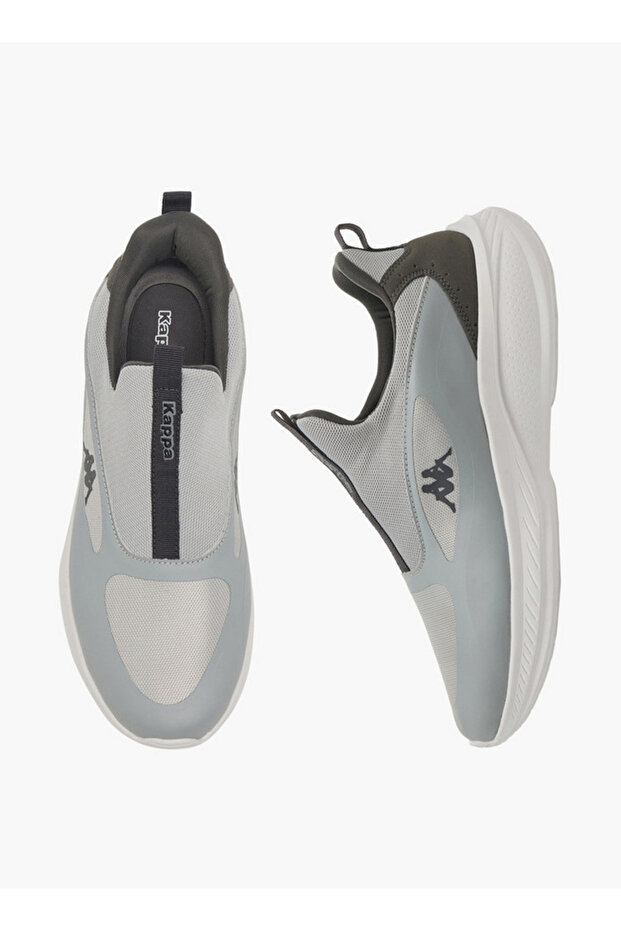 Men Logo Print Slip-On Sports Shoes