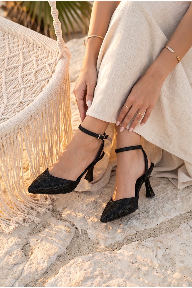 Women's Black Glittery Strappy Heeled Shoes