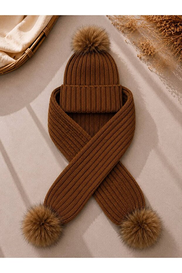 Brown Single Pompom Knitwear Scarf and Beanie Set