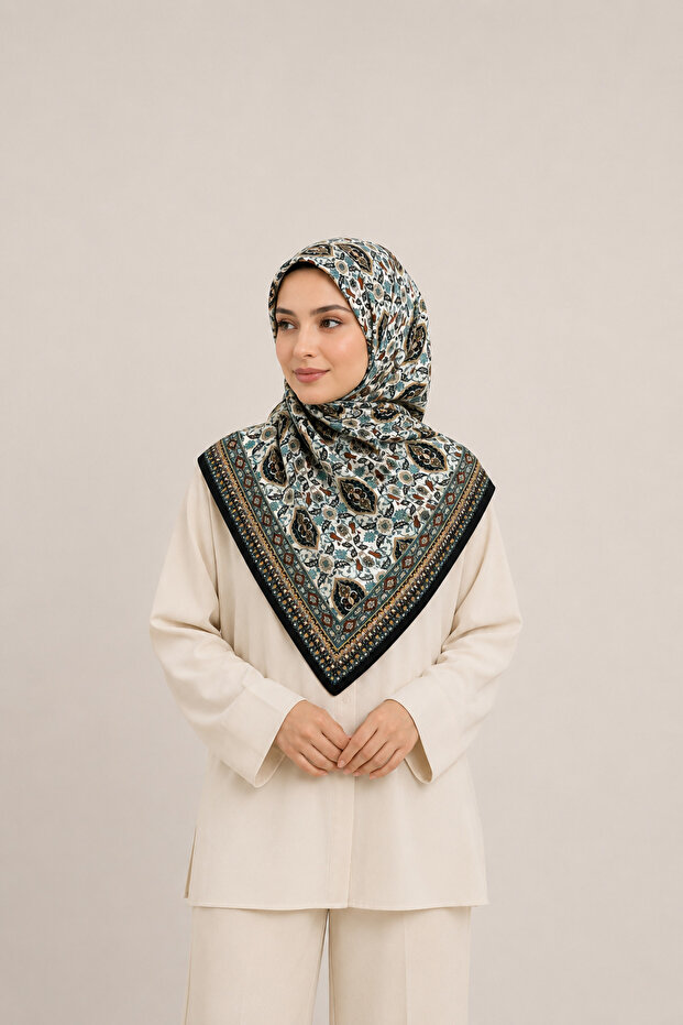 Ethnic Patterned Square Scarf 90X90 cm – Stylish and Elegant Everyday Scarf