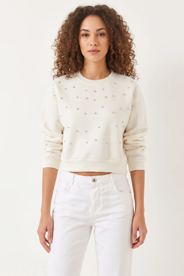 Women's Crew Neck Sweatshirt with Pearl Buttons on the Front, Three-Thread Ribbed Ecru Sweatshirt