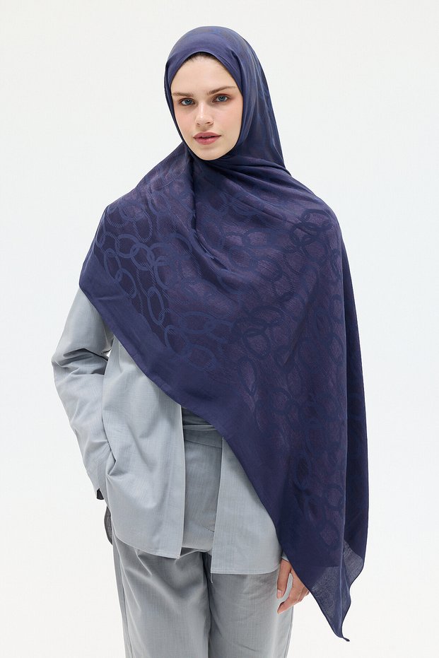 Naia Jacquard Shawl Chain Pattern - Navy Blue