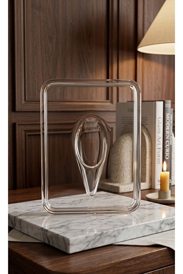 Modern Minimalist Mika Decorative Vase