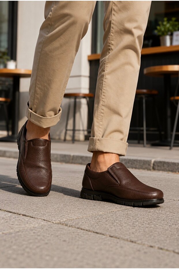 Men's Brown Orthopedic Dad Comfortable Inside and Outside H Genuine Leather Laceless Shoes Vdz03002