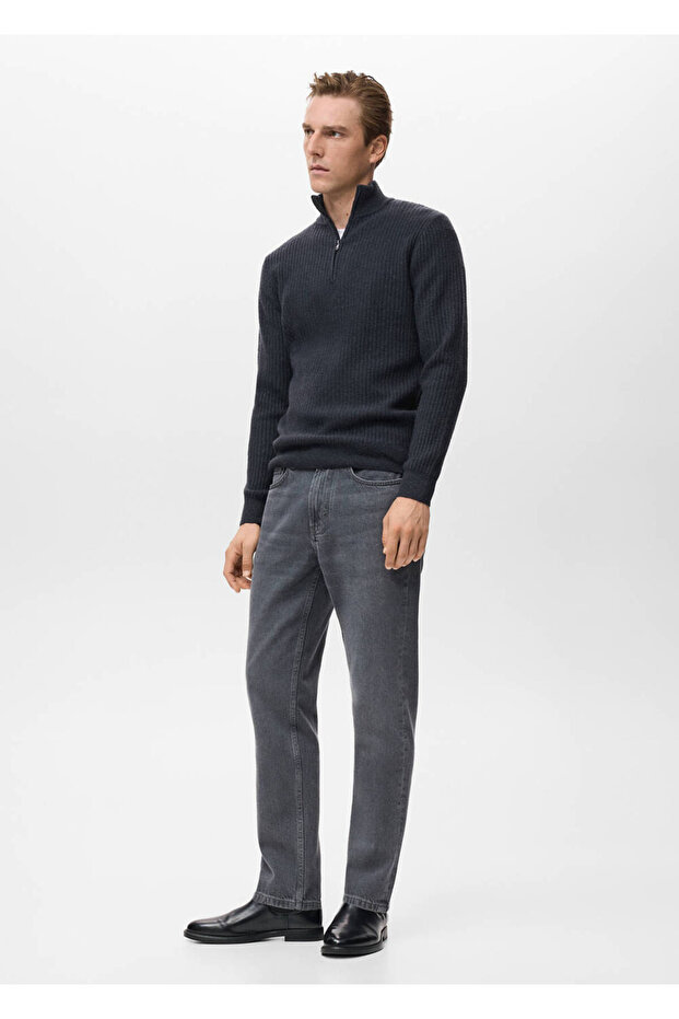 Gerippter Pullover mit Reißverschlusskragen - 7