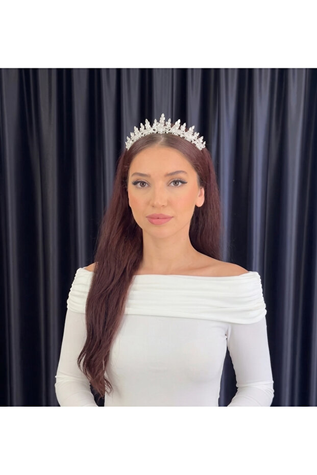 Bride Engagement Henna Promise Crown Mira