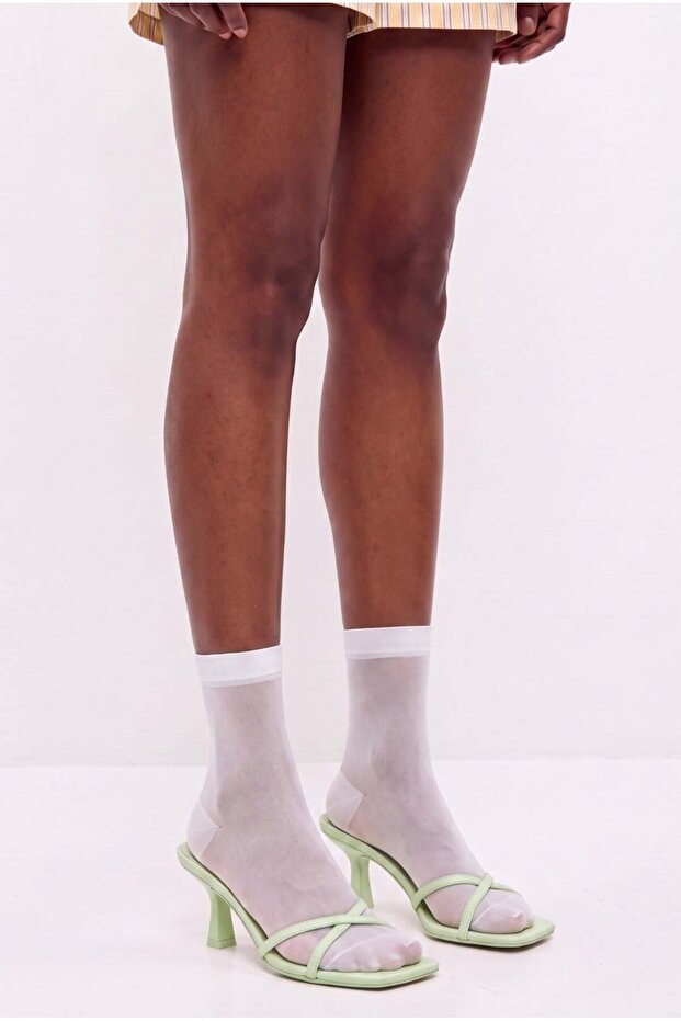 Women's thin socks white