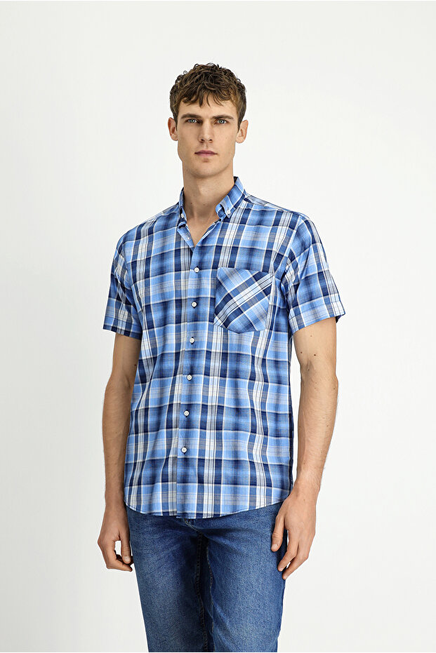 Short Sleeve Regular Fit Plaid Sport Button Collar Cotton Pocketed Shirt