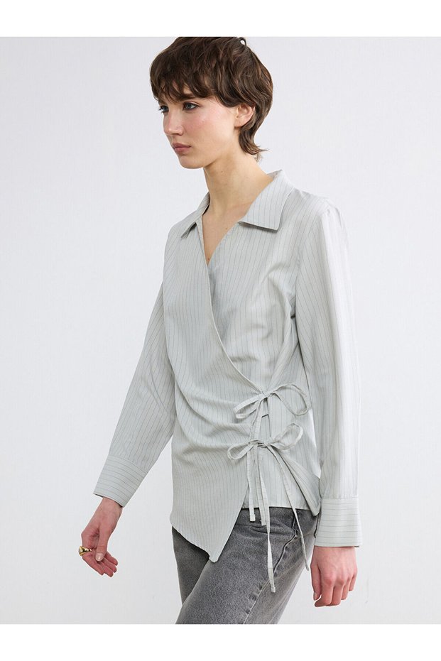 Candy Shop Quality Double-Breasted Women's Shirt with Tie Detail