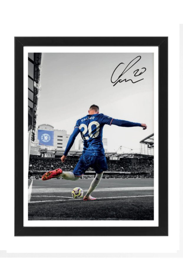 Cole Palmer Chelsea Autographed Framed Poster 30x40cm - Football Memorabilia, Soccer Collectible, Gift for Fans